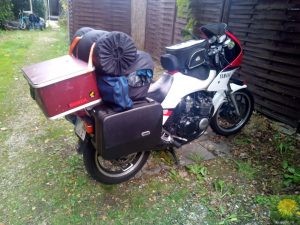 Das beladene Motorrad
