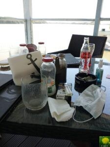 Der Tisch in der Kneipe