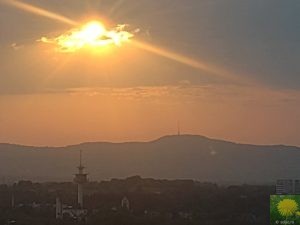 Sonnenuntergang über dem Kaiserstuhl