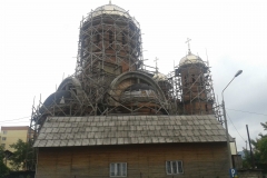 sf_mina_biserica